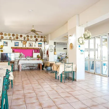 Vickys Faliraki Apartmanhotel